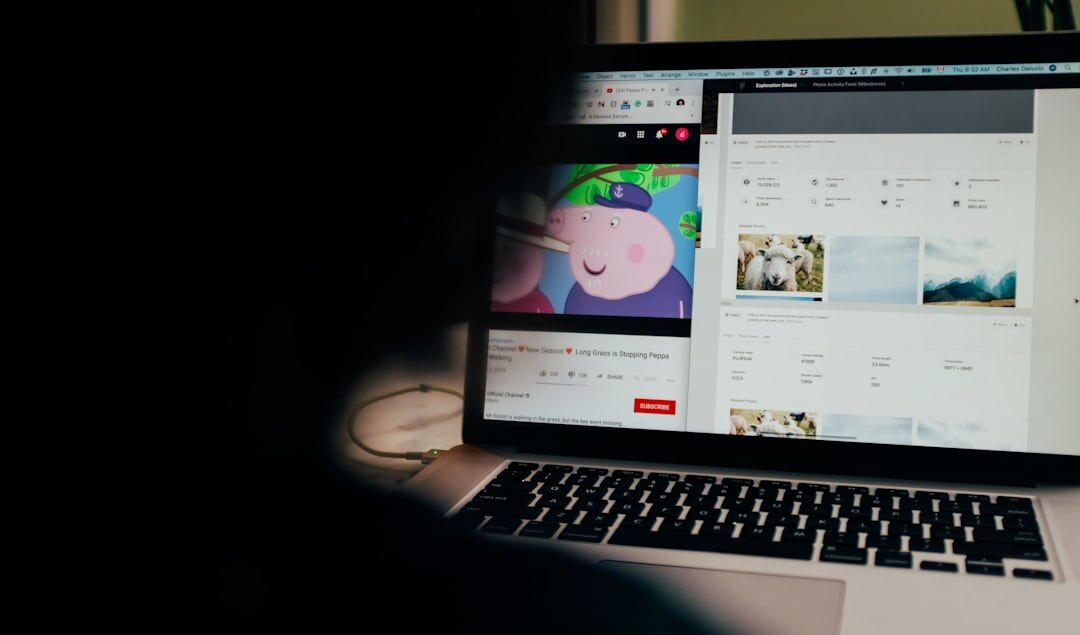 news website on laptop